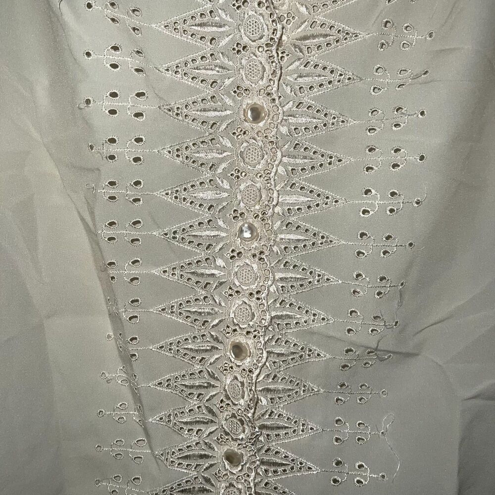 Vintage Cottagecore Eyelet Lace and Embroidered Detail Button Down Top - Picture 2 of 4